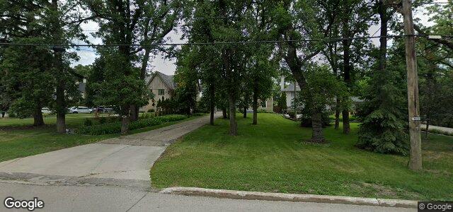 Larawan ng 1215 Wellington Crescent sa Winnipeg, Manitoba
