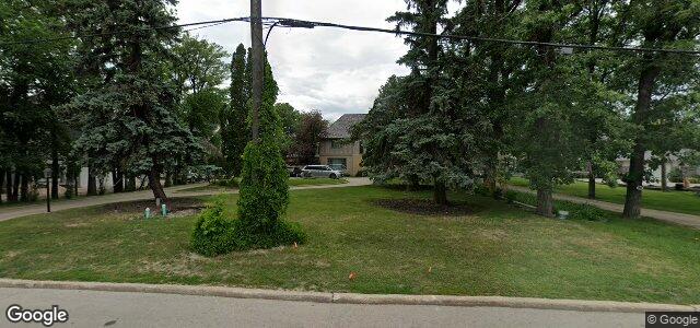 Larawan ng 1223 Wellington Crescent sa Winnipeg, Manitoba