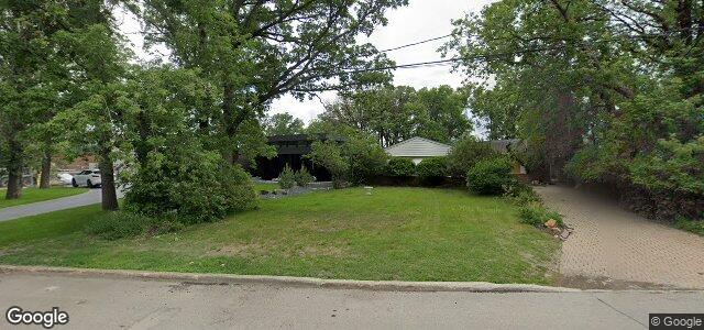 Larawan ng 1261 Wellington Crescent sa Winnipeg, Manitoba