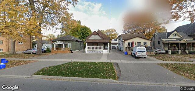 Larawan ng 150 Waterloo Street sa Winnipeg, Manitoba