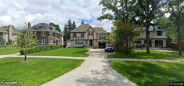 Larawan ng 172 Waverley Street sa Winnipeg, Manitoba