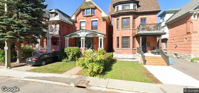 Larawan ng 175 Waverley Street sa Winnipeg, Manitoba