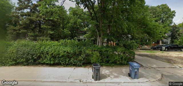 Larawan ng 305 Academy Road sa Winnipeg, Manitoba