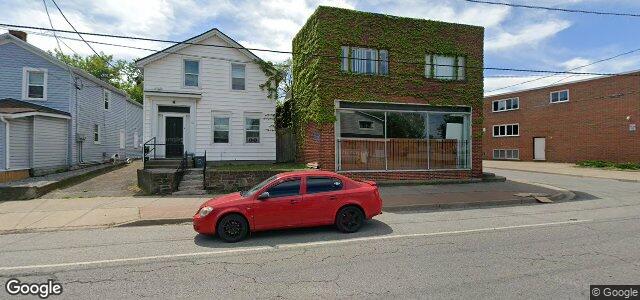 Larawan ng 56 Queenston Street sa Winnipeg, Manitoba