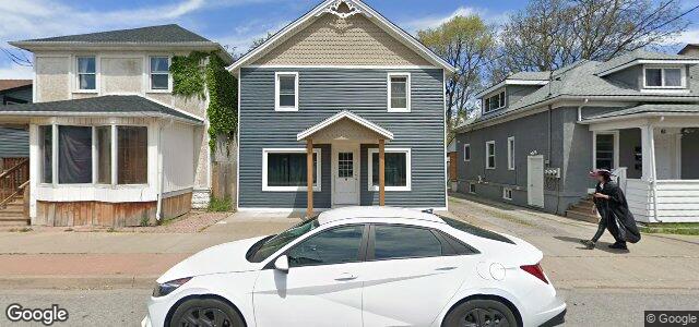 Larawan ng 59 Queenston Street sa Winnipeg, Manitoba