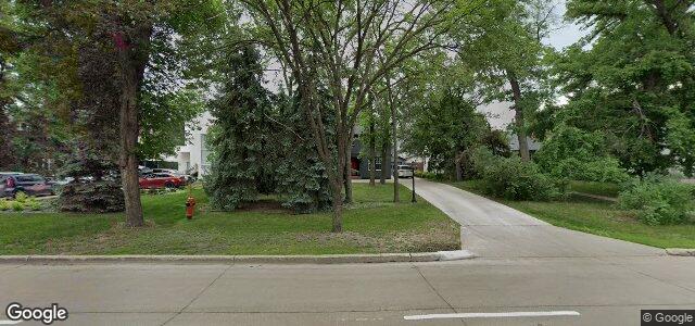 Larawan ng 654 Wellington Crescent sa Winnipeg, Manitoba