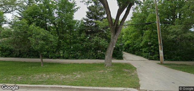 Larawan ng 657 Wellington Crescent sa Winnipeg, Manitoba
