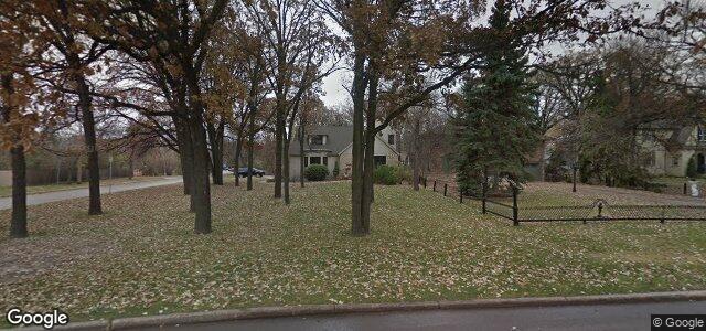 Larawan ng 800 Wellington Crescent sa Winnipeg, Manitoba