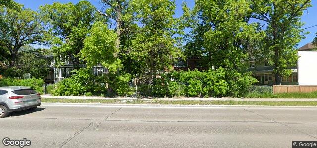 Larawan ng 99 Academy Road sa Winnipeg, Manitoba