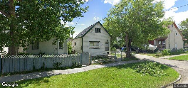 Larawan ng 253 Reitta Street sa Winnipeg, Manitoba