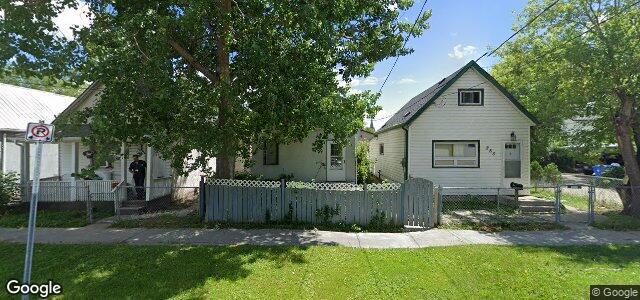 Larawan ng 255 Reitta Street sa Winnipeg, Manitoba