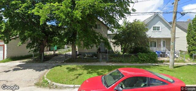 Larawan ng 256 Reitta Street sa Winnipeg, Manitoba