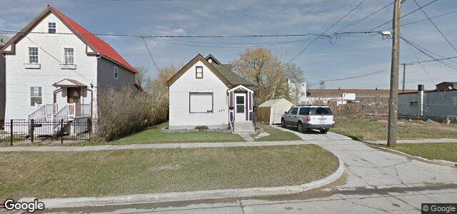 Photo of 270 Tecumseh Street in Winnipeg, Manitoba