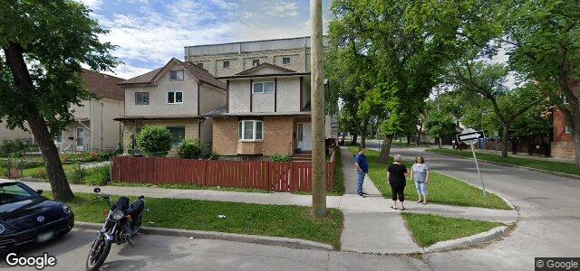 Larawan ng 556 Bannatyne Avenue sa Winnipeg, Manitoba