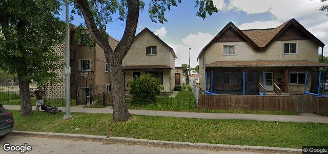 Larawan ng 667 Elgin Avenue sa Winnipeg, Manitoba