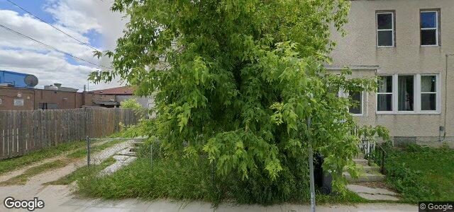 674 Alexander Avenue（加拿大曼尼托巴省溫尼伯市）房屋照片