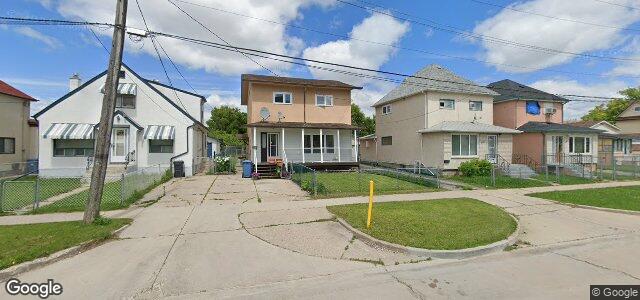 Larawan ng 685 Ross Avenue sa Winnipeg, Manitoba
