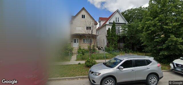 Larawan ng 689 Elgin Avenue sa Winnipeg, Manitoba