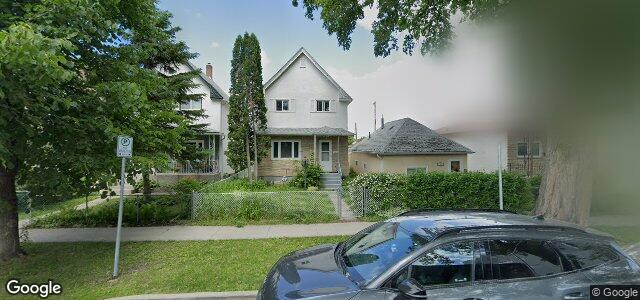 Larawan ng 705 Elgin Avenue sa Winnipeg, Manitoba