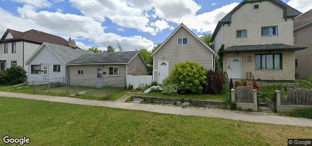 Larawan ng 728 Ross Avenue sa Winnipeg, Manitoba