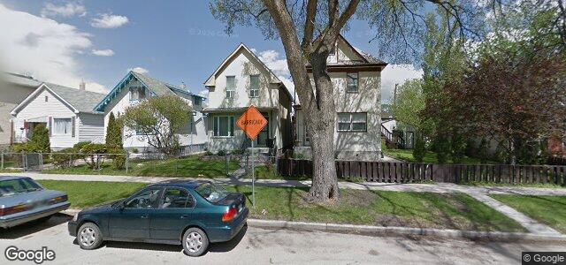 Larawan ng 729 Elgin Avenue sa Winnipeg, Manitoba