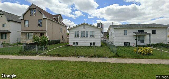 Larawan ng 736 Ross Avenue sa Winnipeg, Manitoba
