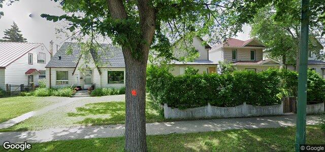 Larawan ng 874 Bannatyne Avenue sa Winnipeg, Manitoba