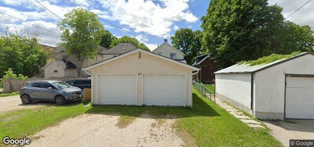 Photo of 875 Bannatyne Avenue in Winnipeg, Manitoba