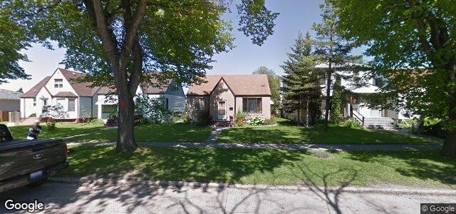 Larawan ng 905 Bannatyne Avenue sa Winnipeg, Manitoba