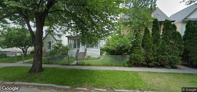 Larawan ng 913 Winnipeg Avenue sa Winnipeg, Manitoba