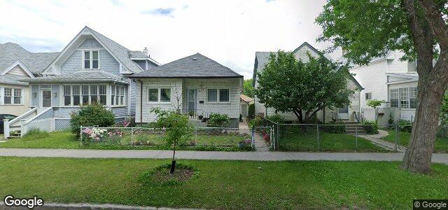Larawan ng 917 Winnipeg Avenue sa Winnipeg, Manitoba