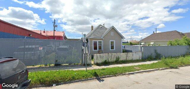 Larawan ng 944 Alexander Avenue sa Winnipeg, Manitoba