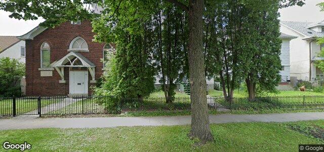 Larawan ng 948 Winnipeg Avenue sa Winnipeg, Manitoba