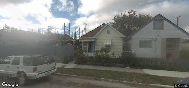 Larawan ng 950 Alexander Avenue sa Winnipeg, Manitoba