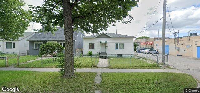 Larawan ng 972 Winnipeg Avenue sa Winnipeg, Manitoba