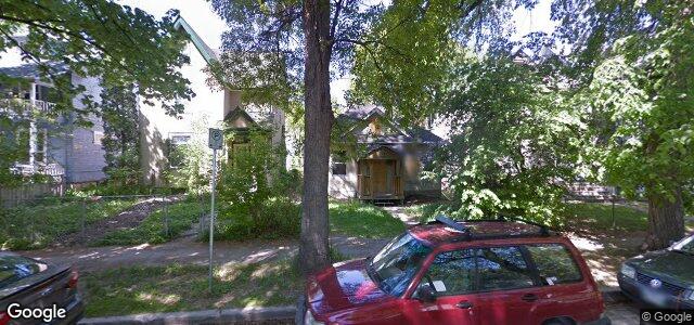 Larawan ng 1-256 Balmoral Street sa Winnipeg, Manitoba