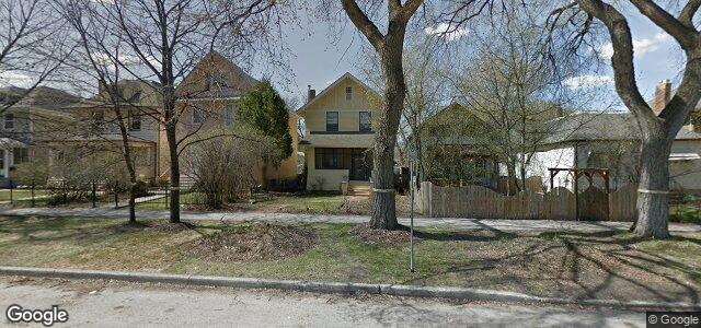 Larawan ng 102 Spence Street sa Winnipeg, Manitoba