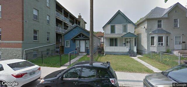 Larawan ng 114 Langside Street sa Winnipeg, Manitoba
