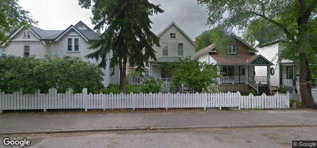 Larawan ng 182 Langside Street sa Winnipeg, Manitoba