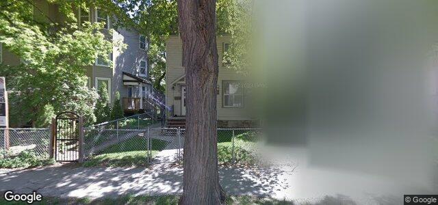 Larawan ng 185 Balmoral Street sa Winnipeg, Manitoba