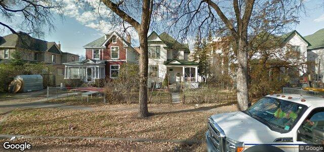 Larawan ng 242 Spence Street sa Winnipeg, Manitoba