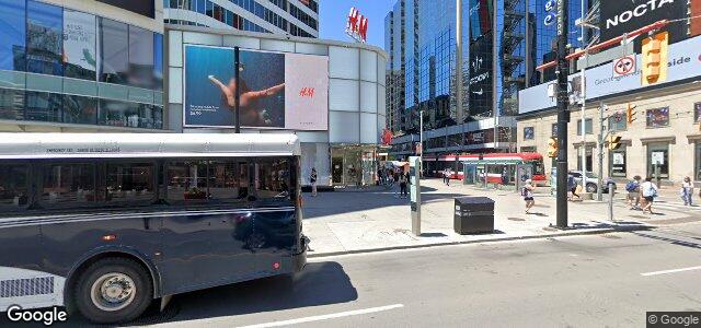 Larawan ng 244 Young Street sa Winnipeg, Manitoba