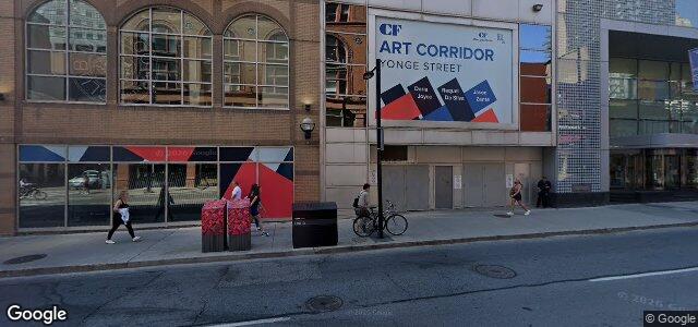 Larawan ng 250 Young Street sa Winnipeg, Manitoba