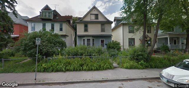 Larawan ng 262 Langside Street sa Winnipeg, Manitoba