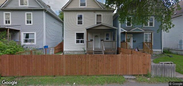 Larawan ng 265 Langside Street sa Winnipeg, Manitoba