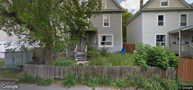 Larawan ng 271 Langside Street sa Winnipeg, Manitoba