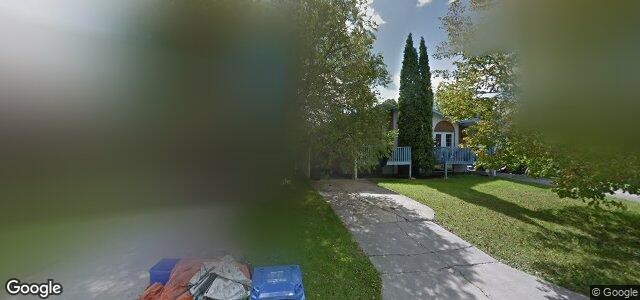 Larawan ng 100 Bergman Crescent sa Winnipeg, Manitoba