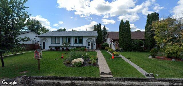 Larawan ng 108 Harwood Crescent sa Winnipeg, Manitoba