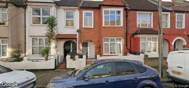 Larawan ng 11 Kettering Street sa Winnipeg, Manitoba