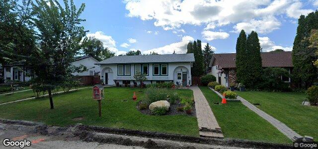 110 Harwood Crescent（加拿大曼尼托巴省溫尼伯市）房屋照片